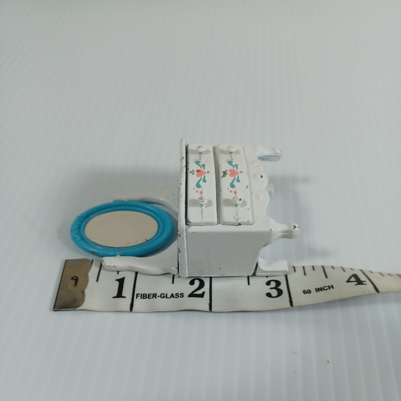 Vintage 1980 Dresser w/Mirror  high Mattel Doll House Furniture Hong Kong 3in - Picture 10 of 10